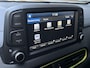 Hyundai Kona 1.6 T-GDI 177PK Premium | 4 wielaandrijving | 18'' Bi-Color LMV | Lederen bekleding | Sterke motor |