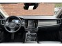 Volvo S90 T8 AWD Inscription Standkachel | Harman/Kardon Audiosysteem | 19" Lichtmetalen Velgen | Stoelverwarming Voor en Achter | Stuurwielverwarming | Trekhaak Semi-Elektrisch | Adaptieve Full-LED Koplampen | Lederbekleed Dashboard | Parkeersensoren Voor en Achter | Parkeercamera Achter | Keyless Entry |