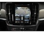 Volvo S90 T8 AWD Inscription Standkachel | Harman/Kardon Audiosysteem | 19" Lichtmetalen Velgen | Stoelverwarming Voor en Achter | Stuurwielverwarming | Trekhaak Semi-Elektrisch | Adaptieve Full-LED Koplampen | Lederbekleed Dashboard | Parkeersensoren Voor en Achter | Parkeercamera Achter | Keyless Entry |