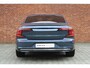 Volvo S90 T8 AWD Inscription Standkachel | Harman/Kardon Audiosysteem | 19" Lichtmetalen Velgen | Stoelverwarming Voor en Achter | Stuurwielverwarming | Trekhaak Semi-Elektrisch | Adaptieve Full-LED Koplampen | Lederbekleed Dashboard | Parkeersensoren Voor en Achter | Parkeercamera Achter | Keyless Entry |