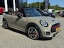 MINI John Cooper Works Cabrio 2.0 231PK John Works Chili ALLE Opties | H&K audio | Head-Up | 100% Dealer Onderhouden! | Sportuitlaat | Adapt. Cruise | JCW | Apple Carplay | Camera
