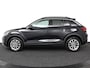 Volkswagen T-Roc Life Edition 1.0 85 kW / 116 pk TSI SUV 6 versn. H and