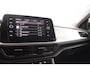 Volkswagen T-Roc Life Edition 1.0 85 kW / 116 pk TSI SUV 6 versn. H and