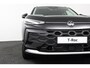 Volkswagen T-Roc Life First Edition 1.5 eTSI 85 kW / 116 PK SUV 7 v .