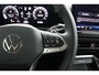 Volkswagen T-Roc Life First Edition 1.5 eTSI 85 kW / 116 PK SUV 7 v .
