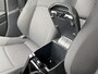 Toyota Corolla 1.8 Hybrid Active Trekhaak 13-polig, Apple CarPlay/Android Auto, Adaptieve cruise control, parkeersensoren,  achteruitrij camera, zeer lage KM stand,