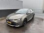 Toyota Corolla 1.8 Hybrid Active Trekhaak 13-polig, Apple CarPlay/Android Auto, Adaptieve cruise control, parkeersensoren,  achteruitrij camera, zeer lage KM stand,
