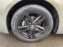 Toyota Corolla 1.8 Hybrid Active Trekhaak 13-polig, Apple CarPlay/Android Auto, Adaptieve cruise control, parkeersensoren,  achteruitrij camera, zeer lage KM stand,