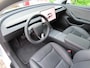 Tesla Model 3 RWD Highland/ Warmtepomp/ LFP accu/ Parelmoer wit/ Stoel + stuurwiel verwarming/ Panoramadak/ 1 Eigenaar/ Origineel NL/ NAP