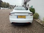 Tesla Model 3 RWD Highland/ Warmtepomp/ LFP accu/ Parelmoer wit/ Stoel + stuurwiel verwarming/ Panoramadak/ 1 Eigenaar/ Origineel NL/ NAP