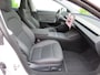 Tesla Model 3 RWD Highland/ Warmtepomp/ LFP accu/ Parelmoer wit/ Stoel + stuurwiel verwarming/ Panoramadak/ 1 Eigenaar/ Origineel NL/ NAP