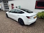 Tesla Model 3 RWD Highland/ Warmtepomp/ LFP accu/ Parelmoer wit/ Stoel + stuurwiel verwarming/ Panoramadak/ 1 Eigenaar/ Origineel NL/ NAP