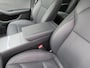 Tesla Model 3 RWD Highland/ Warmtepomp/ LFP accu/ Parelmoer wit/ Stoel + stuurwiel verwarming/ Panoramadak/ 1 Eigenaar/ Origineel NL/ NAP