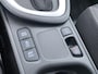 Toyota Yaris 1.5 Hybrid Active Nieuw geleverd en onderhouden Incl: AppleCarPlay/AndroidAuto, Adaptive Cruise control, Climate Control, Metallic lak