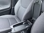 Toyota Yaris 1.5 Hybrid Active Nieuw geleverd en onderhouden Incl: AppleCarPlay/AndroidAuto, Adaptive Cruise control, Climate Control, Metallic lak