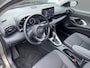 Toyota Yaris 1.5 Hybrid Active Nieuw geleverd en onderhouden Incl: AppleCarPlay/AndroidAuto, Adaptive Cruise control, Climate Control, Metallic lak