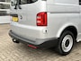 Volkswagen Transporter 2.0 TDI L1H1 Btw/Bpm vrij!! Marge Airco Cruise controle Trekhaak 2200kg Trekgewicht Parkeersensoren achter Telefoonvoorbereiding 2-Persoons Navigatiesysteem Euro 6 Beste