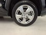 Toyota RAV4 2.5 Hybrid First Edition / Nederlandse Auto / Navigatie / Apple CarPlay/Android Auto / Dealer Onderhouden / 360 Graden Camera / Fabrieksgarantie t/m 03-2029 /