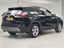 Toyota RAV4 2.5 Hybrid First Edition / Nederlandse Auto / Navigatie / Apple CarPlay/Android Auto / Dealer Onderhouden / 360 Graden Camera / Fabrieksgarantie t/m 03-2029 /