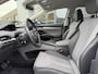 Skoda Enyaq iV 80 Limited Edition Plus 205 Pk | Trekhaak | Camera | Carplay | Parkeersensoren | Adaptive Cruise | Elektrische Stoel | Elektrische Achterklep | LED | Stoel Verwarming | 19 Inch