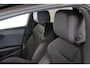 Audi A4 Avant 35 TFSI 2X S-line black edition, Volleder, LED, Rode Stiksels, Navigatie, Cruise Control, Stoelverwarming,