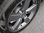 Land Rover Defender 110 P400e 110 X-Dynamic HSE | Schuif-/Kanteldak | Light Oyster | 3D SURROUND CAMERA