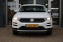 Volkswagen T-Roc 1.5 TSI 150PK UNITED, Afn. Trekhaak, Apple Carplay/ Android Auto, etc.