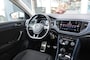 Volkswagen T-Roc 1.5 TSI 150PK UNITED, Afn. Trekhaak, Apple Carplay/ Android Auto, etc.