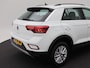 Volkswagen T-Roc 1.0 TSi 110 Pk Life Business | Carplay | Parkeersensoren | Stoel Verwarming | Leder Stuur | Climate Control | Digitaal Dashboard | LED | 16 Inch | 73.415 Km