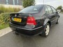 Volkswagen Bora 2.0 Turijn incl gloednieuwe apk bij aflevering !