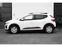 Dacia Sandero Stepway 1.0 TCe 100 PK Bi-Fuel Comfort | camera achter | blind sport warning | ECC | stoelverwarming voor | spatlappen rondom | handsfree card | NAV | | incl. Bovag rijklaarpakket met 12 maanden garantie