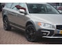 Volvo XC70 2.4 D5 AWD Summum | Navigatie | Memory seats | Camera | Trekhaak |