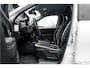Renault Twingo Z.E. URBAN NIGHT X R 80 PK 22 KW batterij | Metallic wit | Camera achter | NAVI | Apple car play | 4 seizoensbanden | LM Velgen | | incl. Bovag rijklaarpakket met 12 maanden garantie |