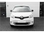 Renault Twingo Z.E. URBAN NIGHT X R 80 PK 22 KW batterij | Metallic wit | Camera achter | NAVI | Apple car play | 4 seizoensbanden | LM Velgen | | incl. Bovag rijklaarpakket met 12 maanden garantie |