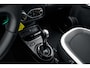 Renault Twingo Z.E. URBAN NIGHT X R 80 PK 22 KW batterij | Metallic wit | Camera achter | NAVI | Apple car play | 4 seizoensbanden | LM Velgen | | incl. Bovag rijklaarpakket met 12 maanden garantie |
