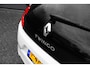 Renault Twingo Z.E. URBAN NIGHT X R 80 PK 22 KW batterij | Metallic wit | Camera achter | NAVI | Apple car play | 4 seizoensbanden | LM Velgen | | incl. Bovag rijklaarpakket met 12 maanden garantie |