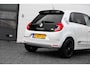 Renault Twingo Z.E. URBAN NIGHT X R 80 PK 22 KW batterij | Metallic wit | Camera achter | NAVI | Apple car play | 4 seizoensbanden | LM Velgen | | incl. Bovag rijklaarpakket met 12 maanden garantie |