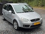 Ford C-Max Focus 1.6-16V Trend Airco Nieuwe Distributie Trekhaak Goed Onderhouden