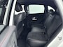 Mercedes-Benz B-klasse 180 Launch Edition | Automaat | AMG Pakket | Achteruitrijcamera | Trekhaak |