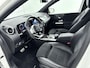 Mercedes-Benz B-klasse 180 Launch Edition | Automaat | AMG Pakket | Achteruitrijcamera | Trekhaak |