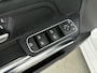 Mercedes-Benz B-klasse 180 Launch Edition | Automaat | AMG Pakket | Achteruitrijcamera | Trekhaak |