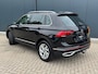 Volkswagen Tiguan 1.4 TSI eHybrid Elegance * Trekhaak * Stoelverwarming * Camera * Keyless *