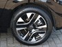 Peugeot 208 100pk Hybrid Allure | Navigatie | Parkeersensoren VOOR+Achter | LED lampen | Climate | 16"LMV | AUTOMAAT