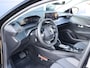 Peugeot 208 100pk Hybrid Allure | Navigatie | Parkeersensoren VOOR+Achter | LED lampen | Climate | 16"LMV | AUTOMAAT