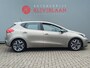 Kia Ceed cee'd 1.6 GDI Business Pack Wij bieden ook financiering mogelijkheden aan.