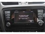Skoda Octavia Combi 1.2 TSI Greentech Ambition Businessline , TREKHAAK , CR CONTR , CLIMATR , NAVI , PDC A ,