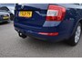 Skoda Octavia Combi 1.2 TSI Greentech Ambition Businessline , TREKHAAK , CR CONTR , CLIMATR , NAVI , PDC A ,