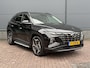 Hyundai Tucson 1.6 T-GDI HEV Premium / 1ste Eigenaar / Dealer Onderhouden /  Trekhaak afneembaar / 1650KG Trekgewicht / Stoel Verwarming+Verkoeling /  360º Camera / Elektrische Stoelen met Geheugen / Elektrische Achterklep /
