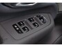 Volvo XC90 T8 Recharge AWD Ultra Dark - Luchtvering - Panorama/schuifdak - IntelliSafe Assist & Surround - 360º Camera - Bowers & Wilkins audio - Verwarmde voorstoelen, stuur & achterbank - Parkeersensoren voor & achter - Elektr. bedienb. voorstoelen met geheugen - Head up display - Draadloze tel. lader - Extra getint glas - Elektr. inklapbare trekhaak - 20' LMV