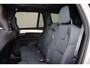 Volvo XC90 T8 Recharge AWD Ultra Dark - Luchtvering - Panorama/schuifdak - IntelliSafe Assist & Surround - 360º Camera - Bowers & Wilkins audio - Verwarmde voorstoelen, stuur & achterbank - Parkeersensoren voor & achter - Elektr. bedienb. voorstoelen met geheugen - Head up display - Draadloze tel. lader - Extra getint glas - Elektr. inklapbare trekhaak - 20' LMV